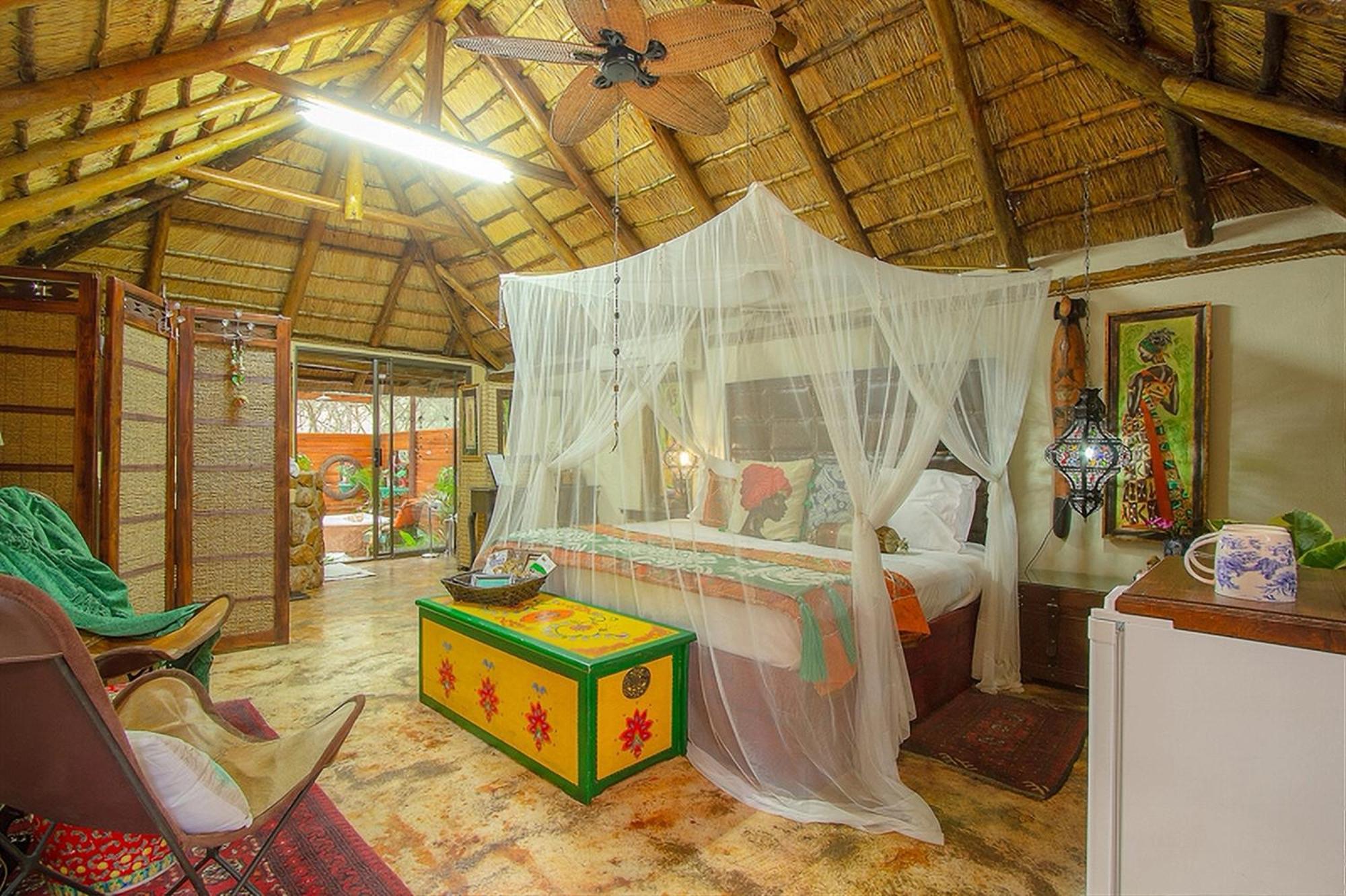 Wielewaal Bush Lodge Marloth Park Exterior photo
